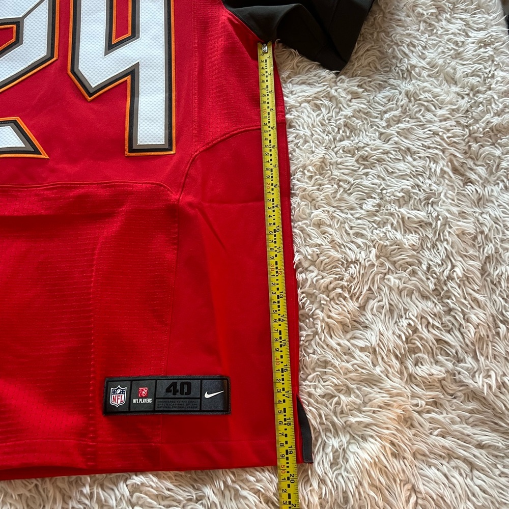 Darrelle Revis Tampa Bay Buccaneers embroidered Nike jersey - Picture 9 of 11